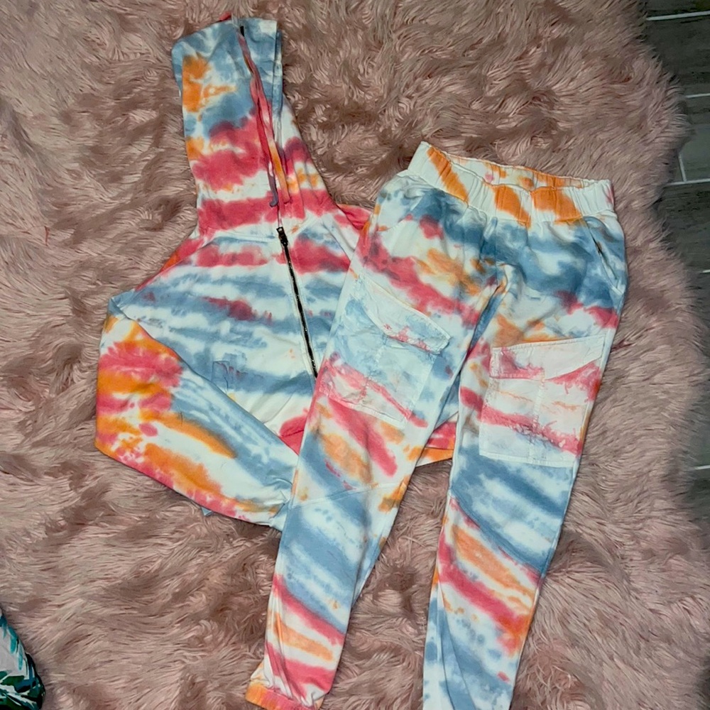 Young fabulous and broke XS set